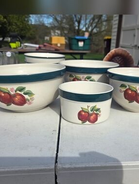 Apples (Casuals) by China Pearl Mixing Bowl SET
